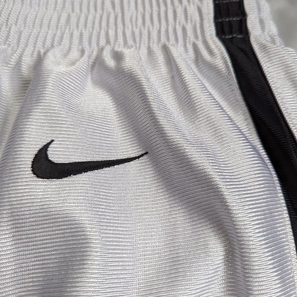 Nike Dazzle Basketball Shorts - Picture 3 of 4